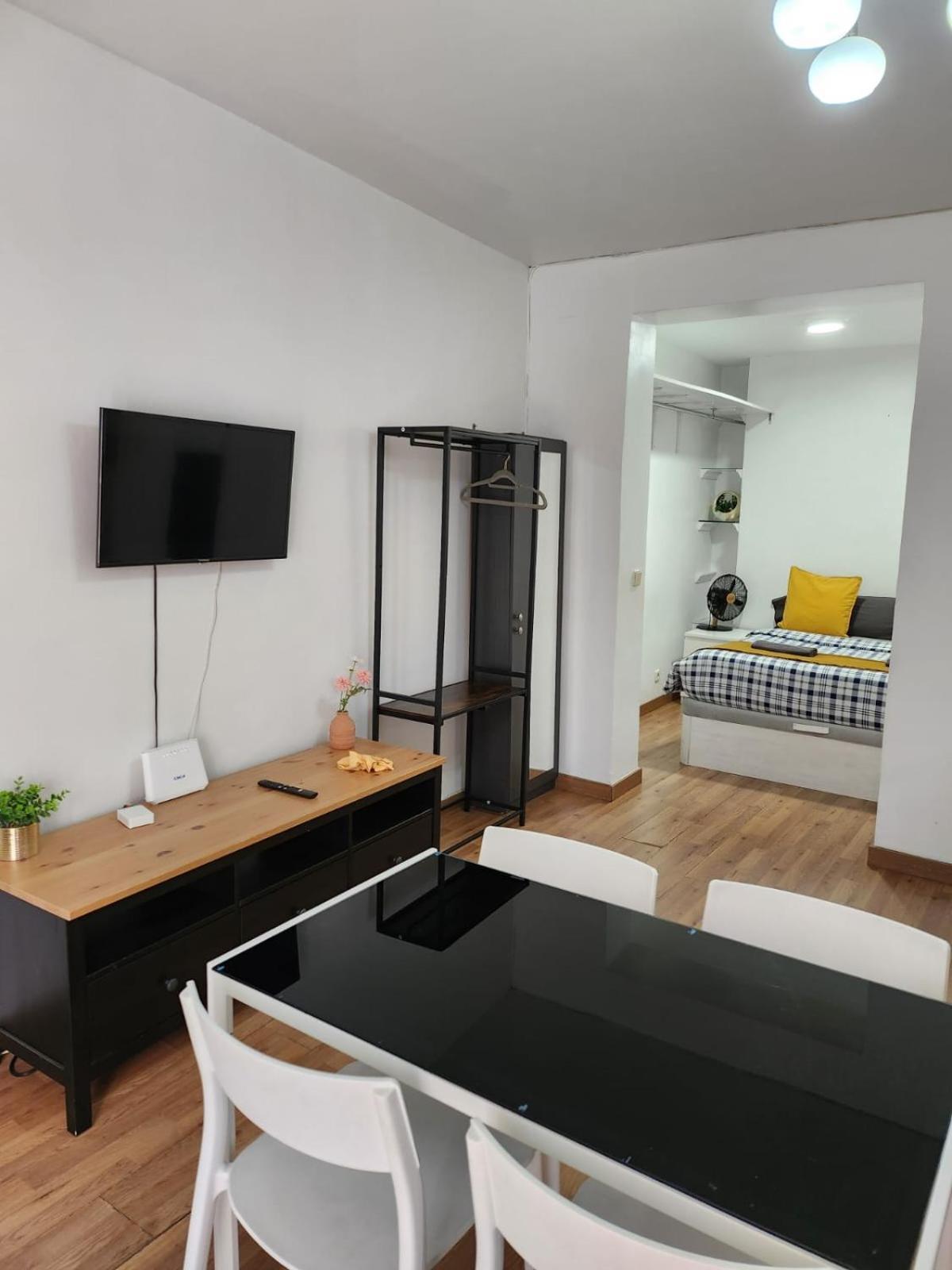 Estudio 504 M-15 Madri Exterior foto